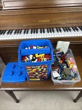 Legos Lot of 9 Pounds - New And Old Pieces With Some Mini figures - Lego Bucket