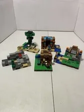 LEGO MINECRAFT The Creator Box 2.0 21135 Pre-Owned Complete W/Minis No Box