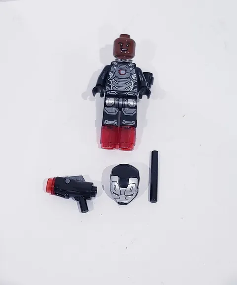 Lego Marvel Super Heroes War Machine Minifigure 76051