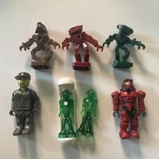 Lot of 7 misc Lego Minifigures
