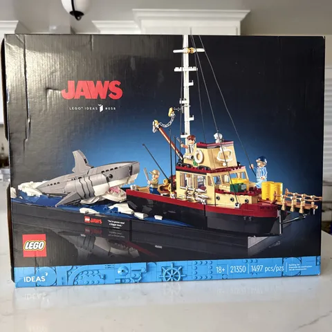 LEGO Ideas Jaws 21350 Complete Set, 1497 Pieces, Ages 18+, Display Stand, 2024