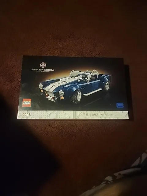 LEGO Icons Shelby Cobra 10357 Complete Set 1241 Pieces Cars Theme