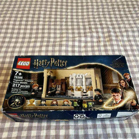 LEGO Harry Potter: Hogwarts: Polyjuice Potion Mistake (76386)