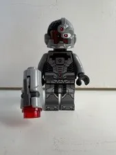 LEGO DC Comics Cyborg w/ Blaster Genuine Lego Minifigure 76028 Justice League