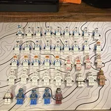 Lego Star Wars, Clone Trooper Lot. 41 clone troopers from different eras of Lego
