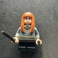 new LEGO Hufflepuff student Susan Bones Minifig from Hogwarts Great Hall 75954