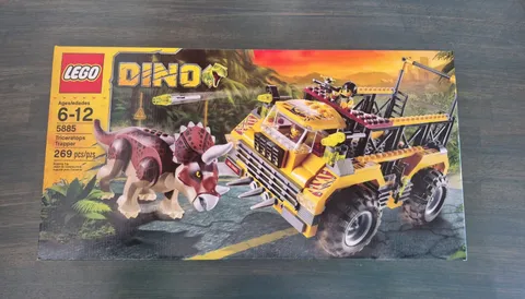 RETIRED and NEW LEGO Set 5885 Dino Triceratops Trapper New Dinosaur Jurassic Era