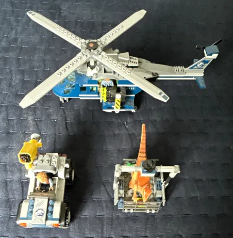 LEGO Jurassic World mini lot, part of Blue’s Helicopter set 75928 included