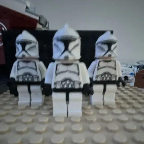 LEGO Star Wars Clone Trooper Minifigures Lot of 3 White Plastic 6+