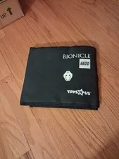 LEGO Bionicle MASK HOLDER Toys R Us EXCLUSIVE Fabric STORAGE Case Binder FOLDER