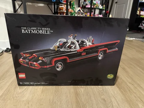 LEGO Super Heroes: Batman: the Classic TV Series Batmobile (76328)