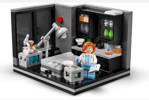 LEGO Ideas The X-Files: Scully’s Lab 40896 GWP SET NEW SEALED