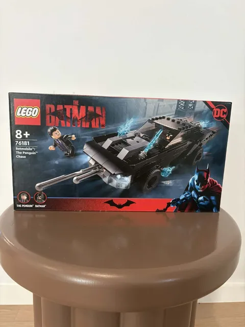 Brand New LEGO DC Super Heroes Batmobile The Penguin Chase 76181