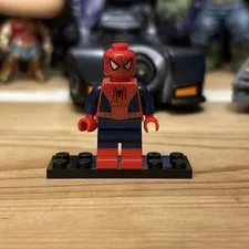 LEGO® Super Heroes Friendly Neighbourhood Spider-Man Minifigure 76261 sh0892