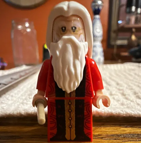 LEGO Albus Dumbledore Minifigure Harry Potter White Beard, Tan Wand hp285
