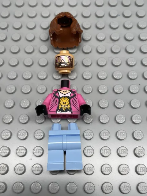 LEGO. Minecraft. Garrett Minifigure (MIN216) from 21272. New. Never Built.