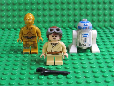 Lot LEGO Star Wars Anakin Skywalker R2-D2 Minifigs 75223 75258 C-3PO Droid BC96