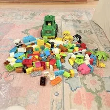 Huge MIXED LOT - 193 Pieces GENUINE LEGO DUPLO BLOCKS BRICKS John Deere Animals