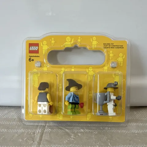 LEGO Minifigure 3-Pack Blister Pack 4570203 MPN 852766 2009 Age 6+