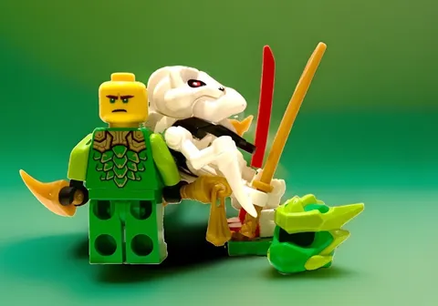 SAMUKAI SKULKIN + NINJAGO LEGO & NINJA LLOYD