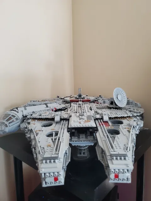 LEGO Star Wars: Millennium Falcon (75192)