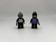 Lot of 2 LEGO Castle Black Falcons Knights Minifigures cas098 cas177