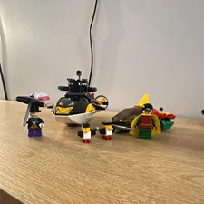 LEGO Batman 7885 Robin vs Penguin Near Complete