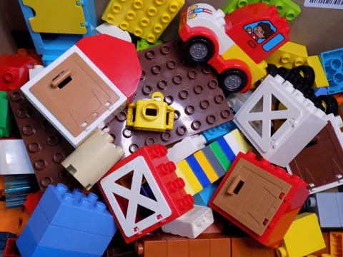 LEGO DUPLO Mixed Lot w/ Vehicles Farm Doors Bases Bricks 160pc