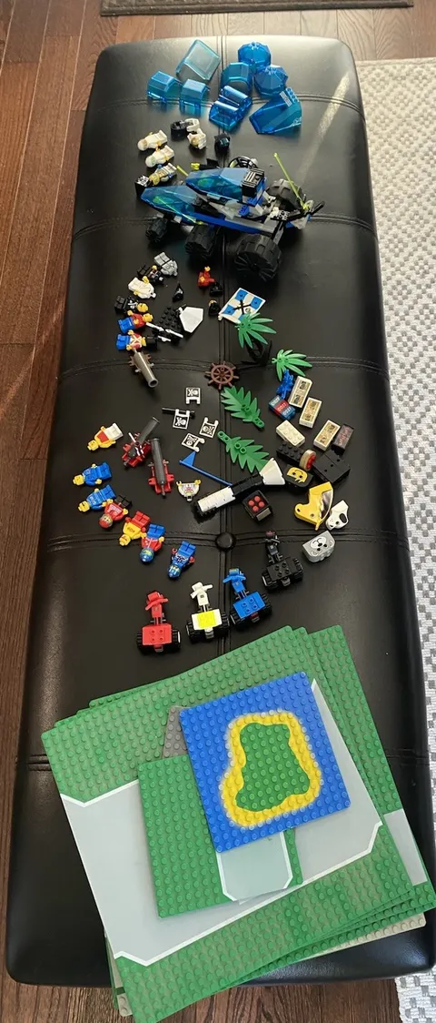 Lego 1787 Space Unitron Crater Cruiser Pirates Vehicles Minifig 1990’s Vintage