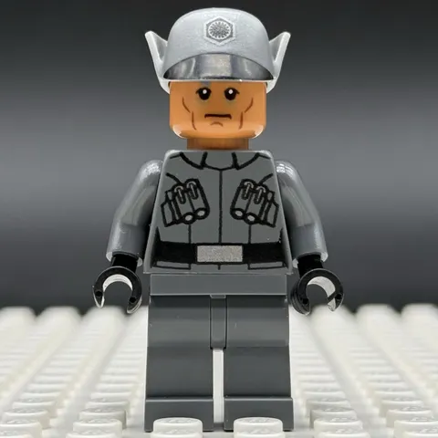 LEGO Star Wars First Order Officer Minifigure 75101 Captain Lieutenant sw0670