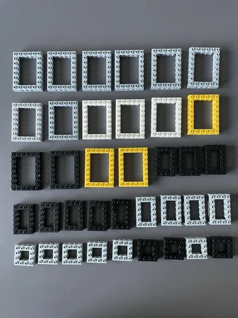 LEGO TECHNICS OPEN CENTER PLATES 4x4 4x6 6x8 LOT OF 38 PIECES