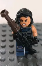 LEGO Minifigure Carasynthia Cara Dune W/Blaster 