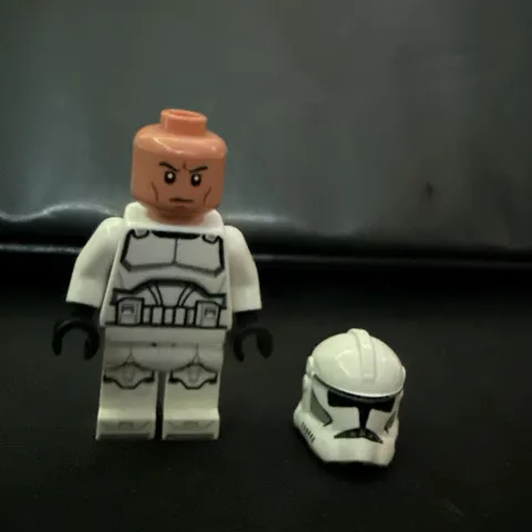 LEGO® Star Wars Clone Trooper Minifigure Phase 2 The Clone Wars 75372 sw1319