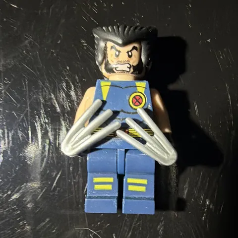 LEGO Wolverine Minifigure Blue Suit w/ Claws Plastic Character