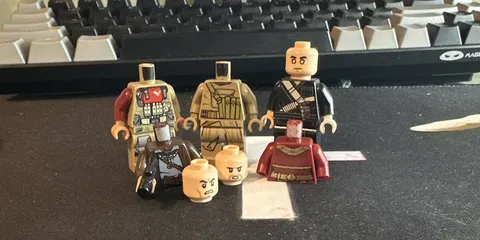 LEGO Star Wars Minifigure Lot of 5 Assorted Parts - Torsos, Legs, Heads