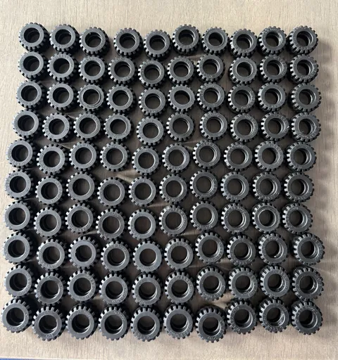 LEGO 87697 Black Tire 21x12mm Offset Tread Small Wide, Banded - 100 Pieces