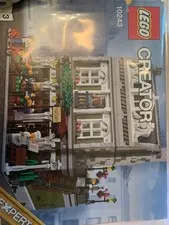 Lego Set 10243, Parisian Restaurant, Complete with Everything NO BOX