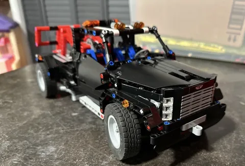 LEGO TECHNIC: Pick-Up Tow Truck (9395) With Instructions. Rare. Retired.