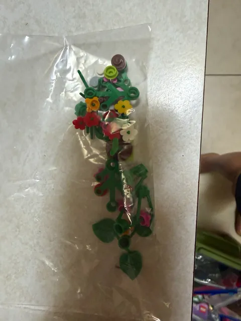 LEGO Flower Bouquet Plant & Flower Pieces Bulk Lot Multicolor Polybag