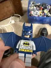 Lego Batman ( Blue Batman) Minifigure Dc Superheroes