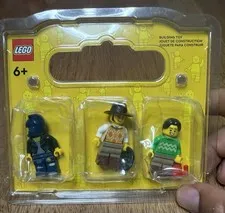 LEGO Store Build a Minifigure Pack of 3 Mini Figures 852766 / Item: 6417603