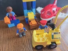 2015 LEGO DUPLO 10590 AIRPORT Building Set  Ages 2-5