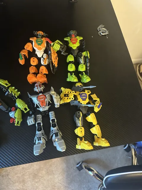 LEGO Bionicle/Hero Factory Style Assorted Figure Bulk Lot w/ Spider Creature