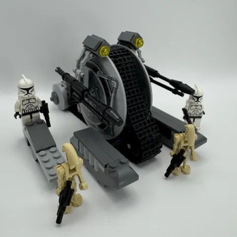 LEGO Star Wars: Corporate Alliance Tank Droid (7748)