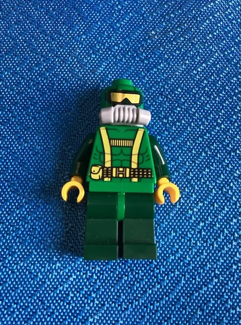 Lego Hydra Diver Minifigure