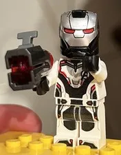 LEGO Super Heroes Minifigure War Machine White Jumpsuit from Set 76124 with Gun