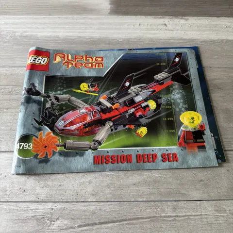 4793 LEGO Alpha Team: Ogel Shark Sub, Manual Only Vintage Mission Deep Sea 2002