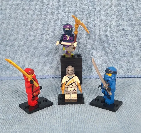 LEGO NINJAGO Legacy 71749 Final Flight Destiny's Bounty Minifigure Lot