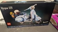 LEGO Icons: Vespa 125 (10298)