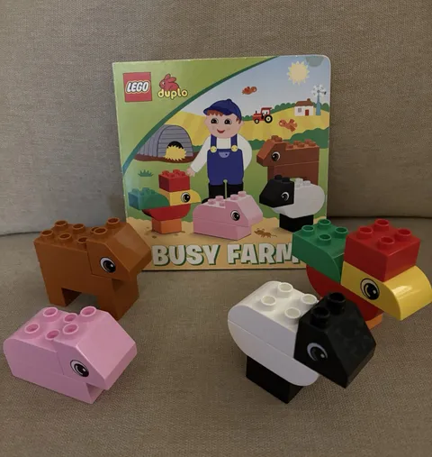 Lego Duplo Read & Build Busy Farm 6759 Complete Animals Pig Horse Rooster Sheep